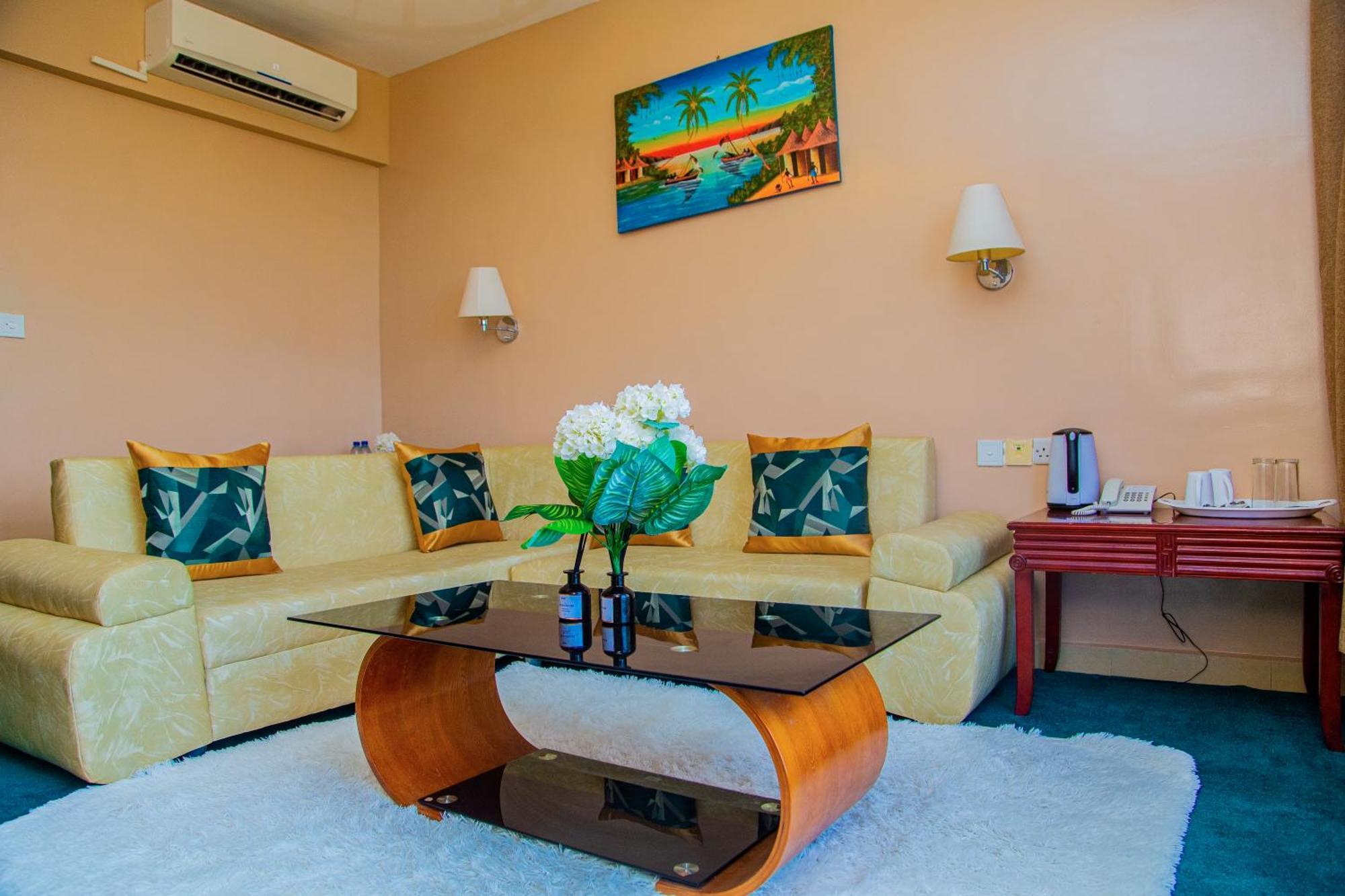Luwa Evergreen Hotel Mtwara Exterior foto